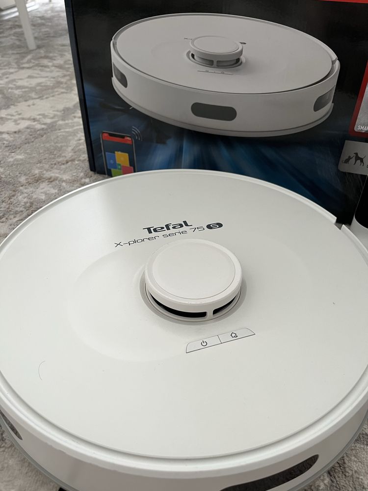 робот пылесос Tefal Xplorer