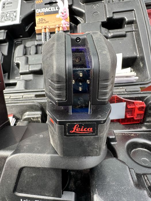 Laser Leica Lino p5