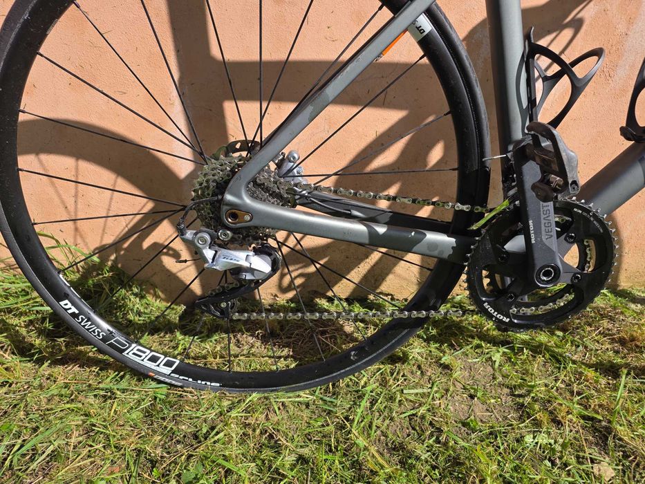 Bicicletă de șosea Invence R-nano one