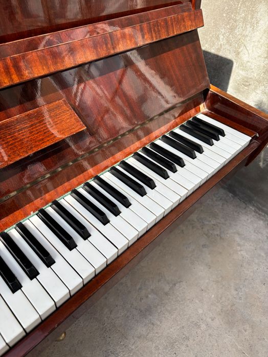 Пианино Ритм продается