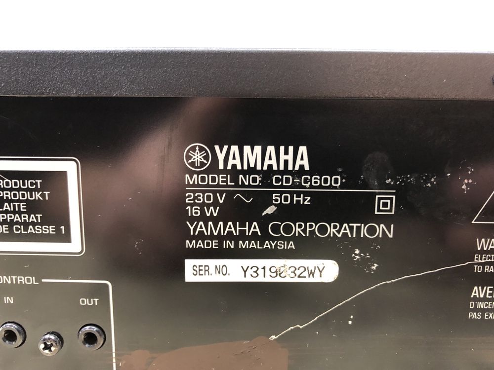 Yamaha CD-C600 плеър