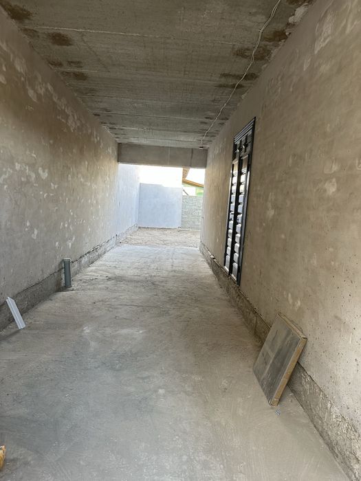 Коттедж сотилади 200кв.м пишган гиштдан солинган киёт махалласинда