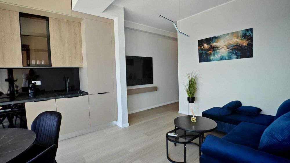 Apartament de lux de închiriat, la intrarea în Mamaia, lângӑ Campus