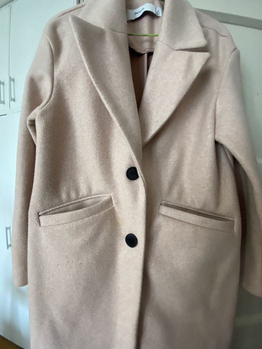 Розово палто Bershka