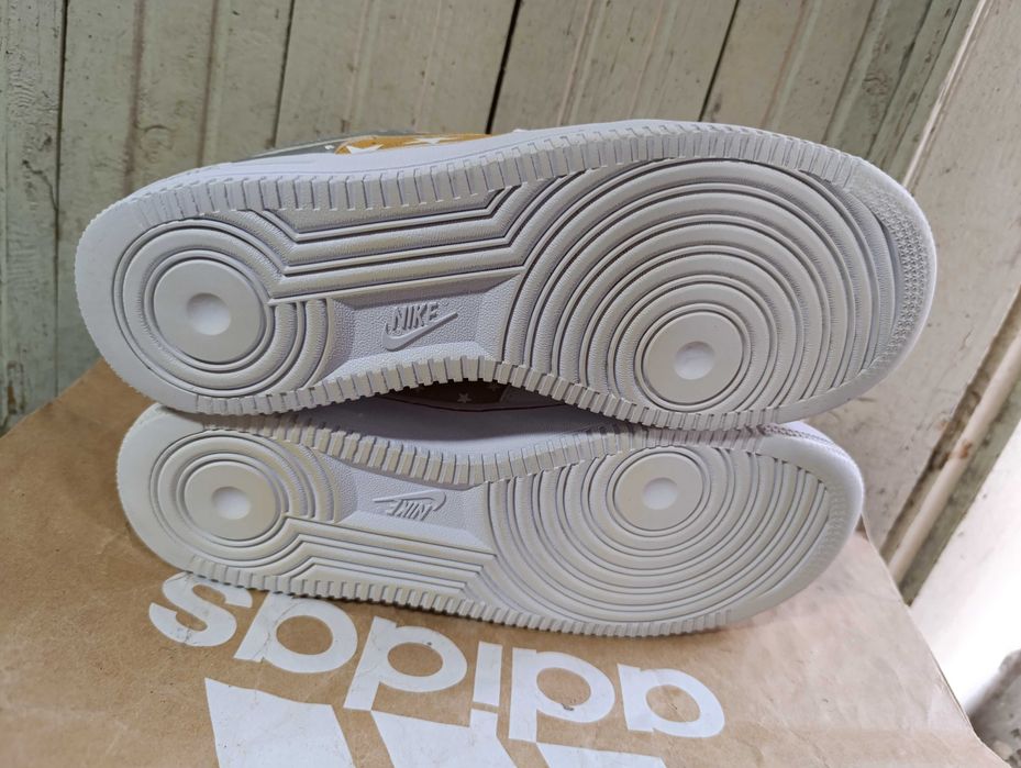 ''Nike Air Force 1 Low Metallic Gold Stars''оригинални маратонки 43 но