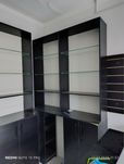 Aksessuar dokon uchun mebel sotiladi