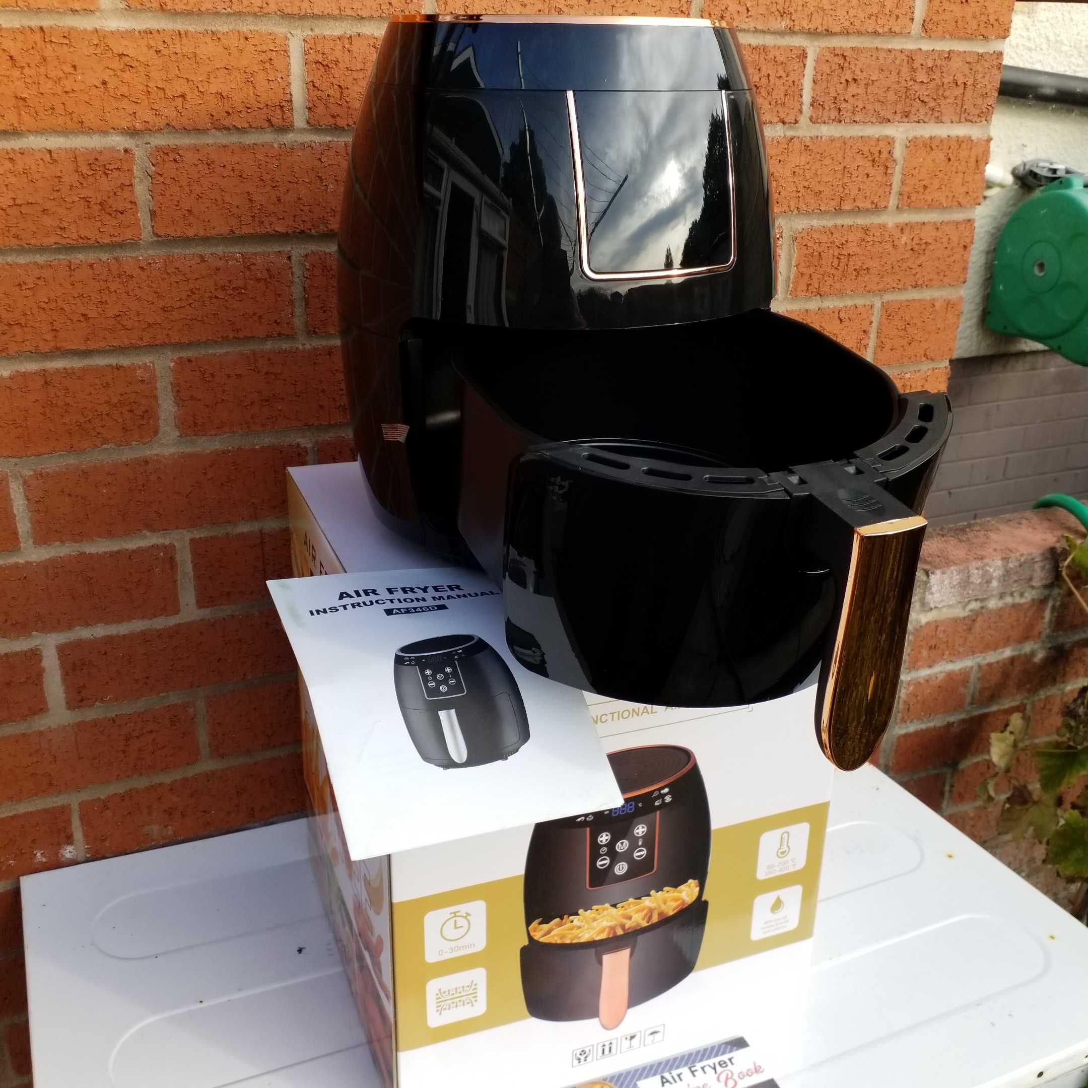 Фритюрник с горещ въздух Airfryer с led цифров сензорен екран
