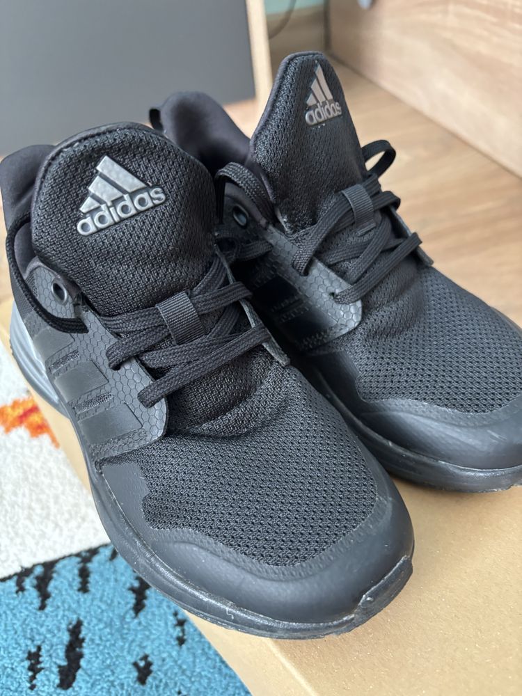 Сникърси adidas