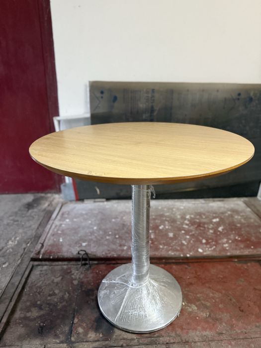 Mese bar/terasă cu picior inox – stare bună