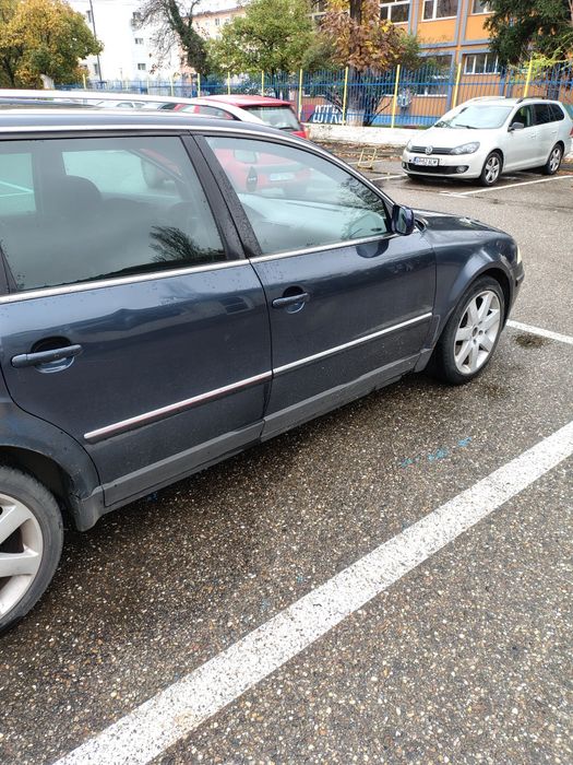 Vând Passat break 4 motion 2,5 diesel V6