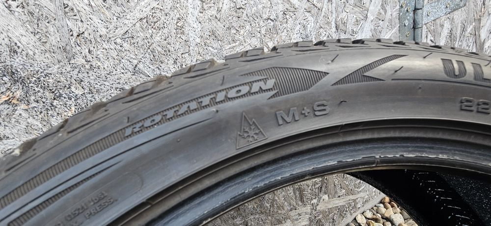 Anvelope Goodyear UltraGrip ICE 2 225/45 R18 95T XL M+S