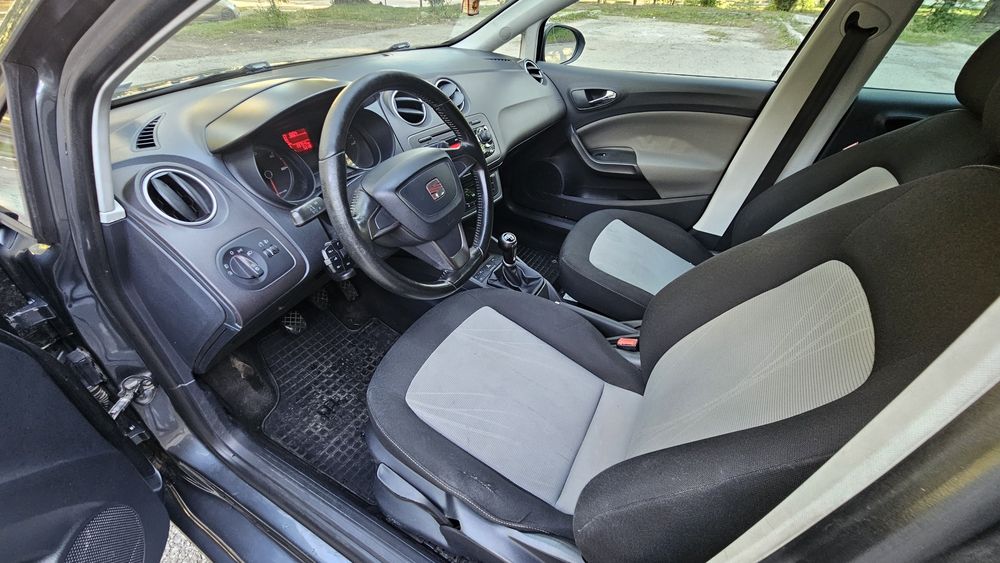 Seat Ibiza 1.2 TDI 2012г