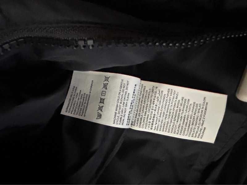 Superdry, vesta pentru barbati, L (merge pt M)