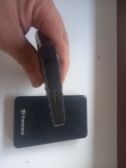 Внешний жёсткий диск на 1тб с кабелем micro B! Hard 1000gb!