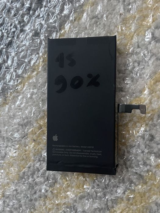 Baterie originala iPhone 15