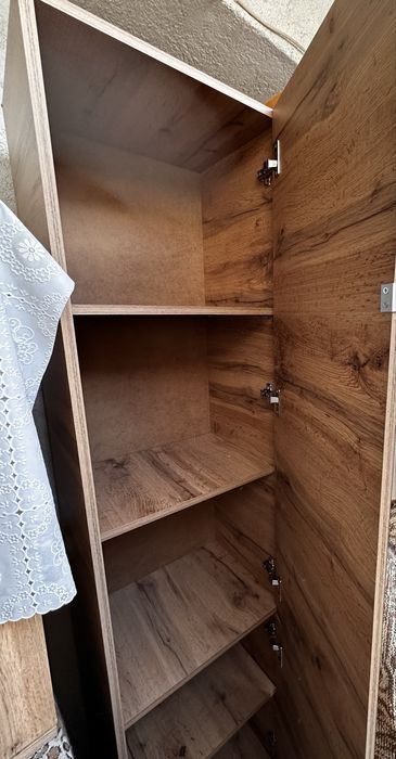 Комплект мебели - бюро, гардероб, нощно шкафче