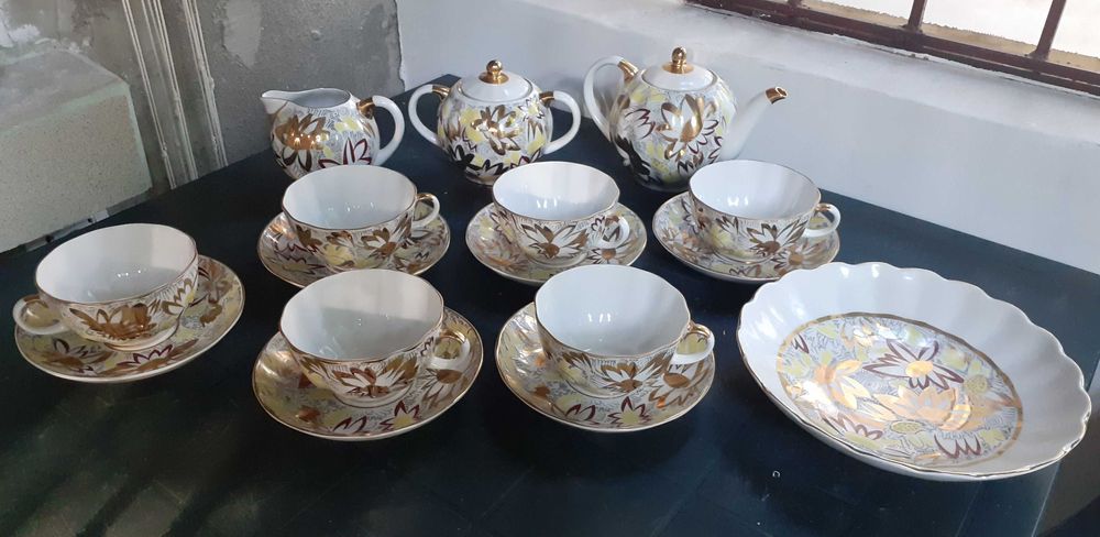ЛФЗ - невероятен сервиз за чай руски порцелан много позлата