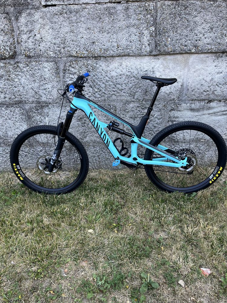 Bicicleta CANYON Spectral FULL Suspension, Carbon, FOX 36 “M” 2023.