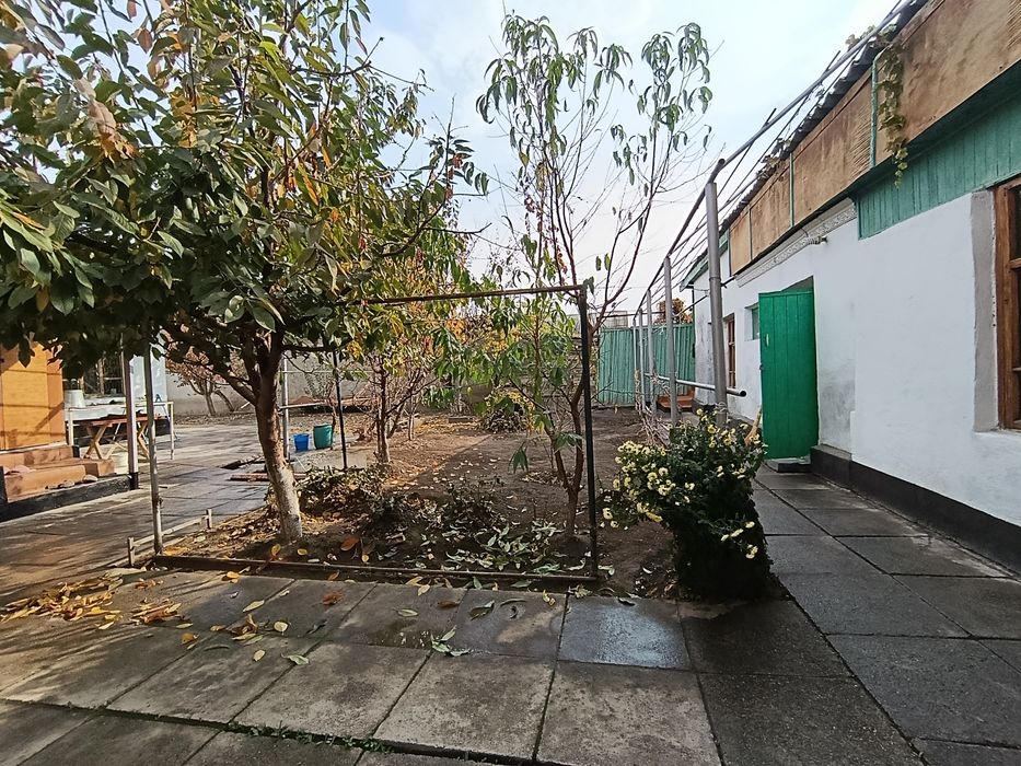 Дом 5-комн р-н Аккозиева