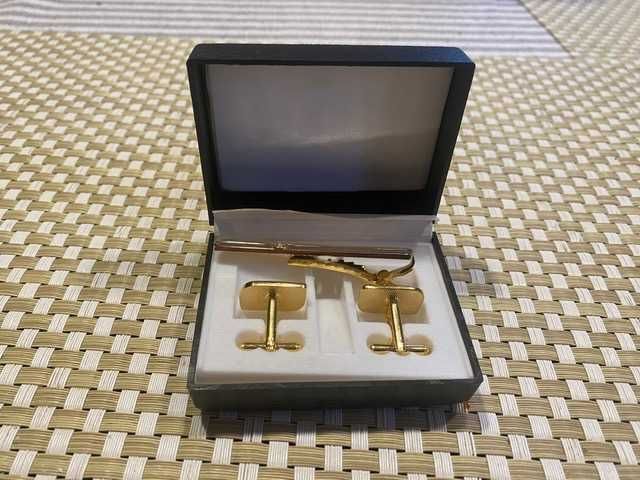 Set ac de cravata si butoni