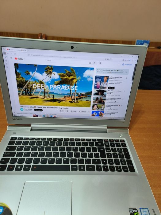Lenovo ideapad 700