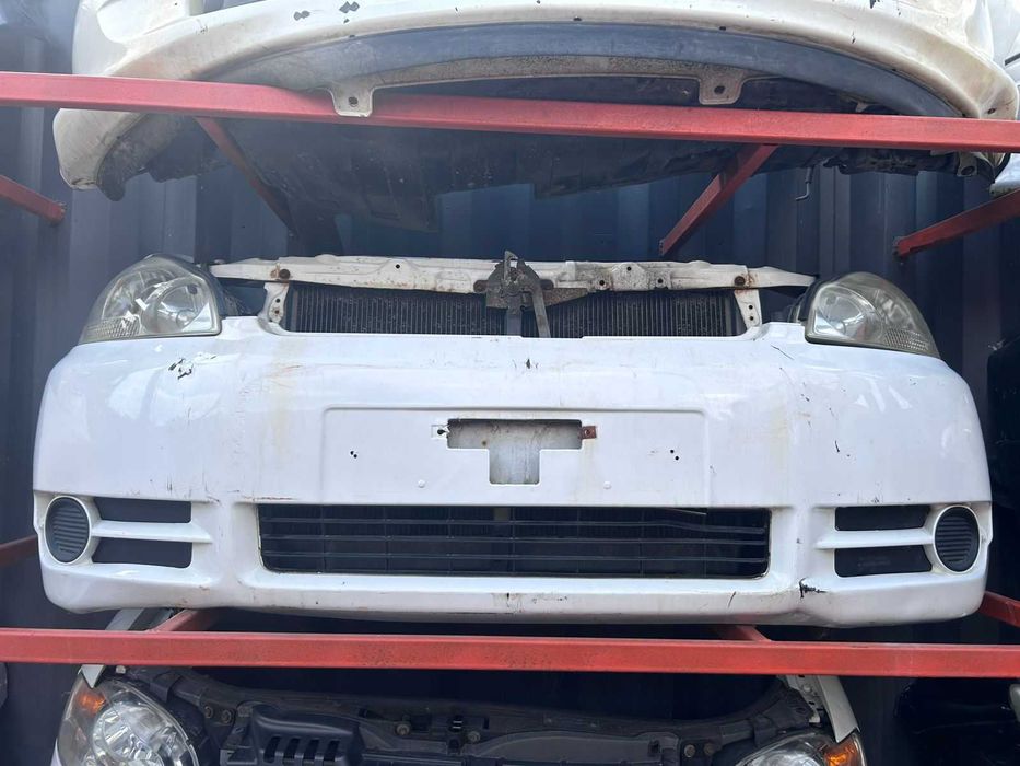 Ноускат Toyota Ipsum II (02-09) фара, радиатор, бампер, телевизор