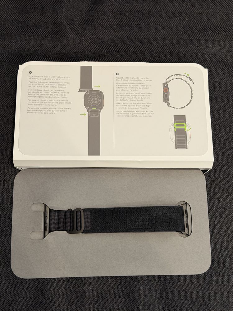 Apple Watch Alpine Loop Black (L)