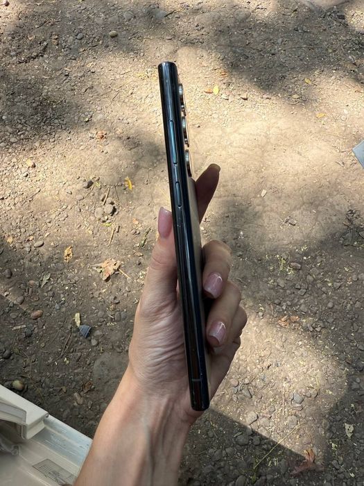 Продаётся Samsung S 22 Ultra