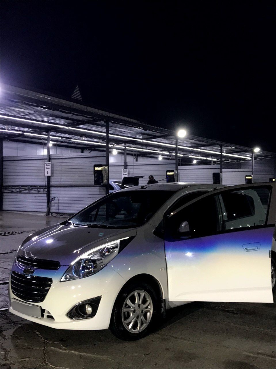 Продам свой Chevrolet Spark Оптима плюс 2021 год . Пробег 80000 км. 
2