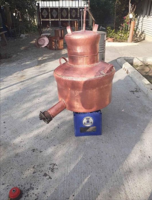 Execut Cazane de făcut țuică din aramă momentan am unul pe stoc de 105