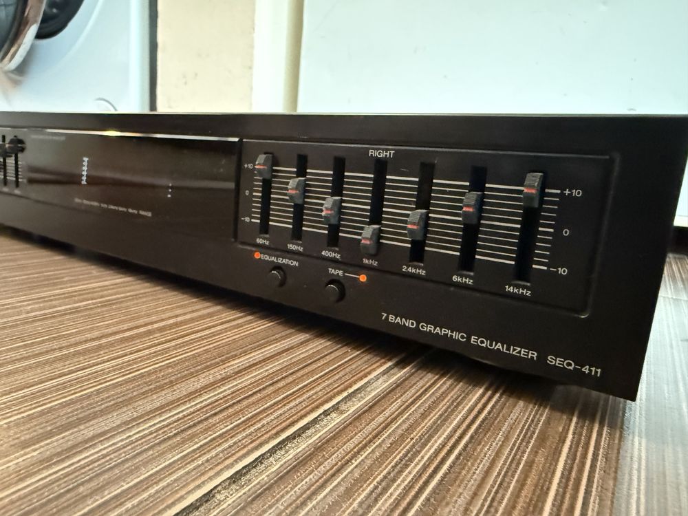 Sony SEQ-411 Еквалайзер