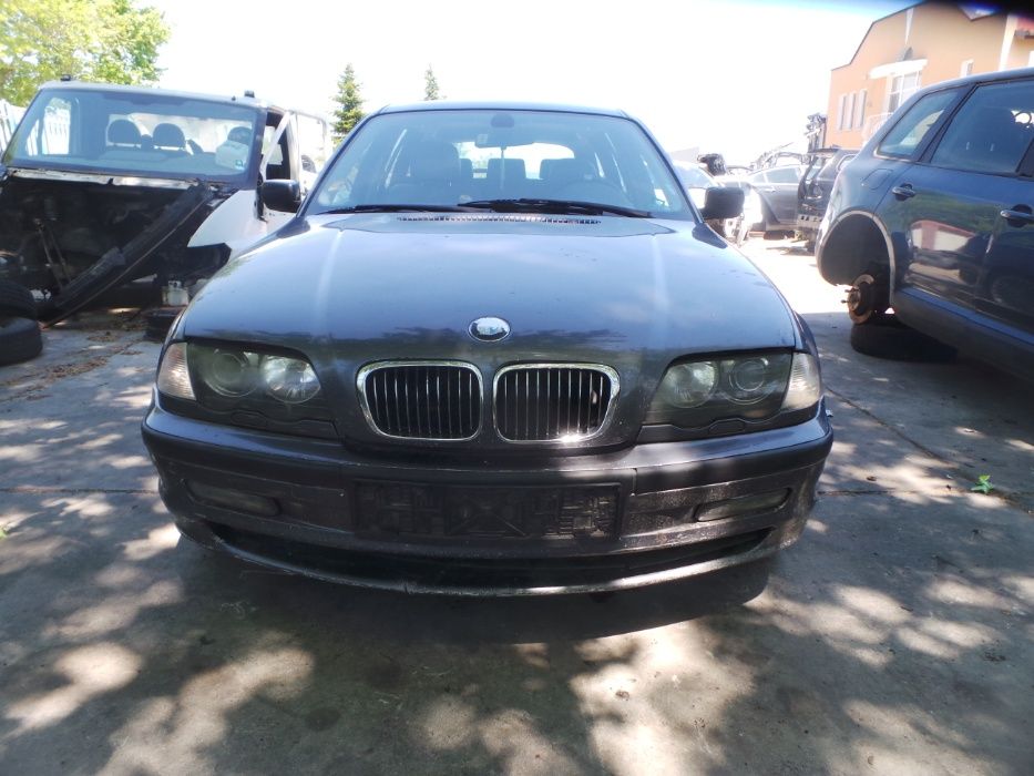 BMW 330d E46 Комби На Части