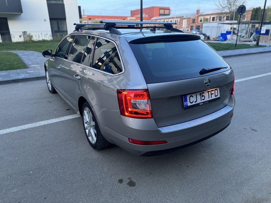 Skoda Octavia 3 - FULL - dsg/ panoramic/ xenon