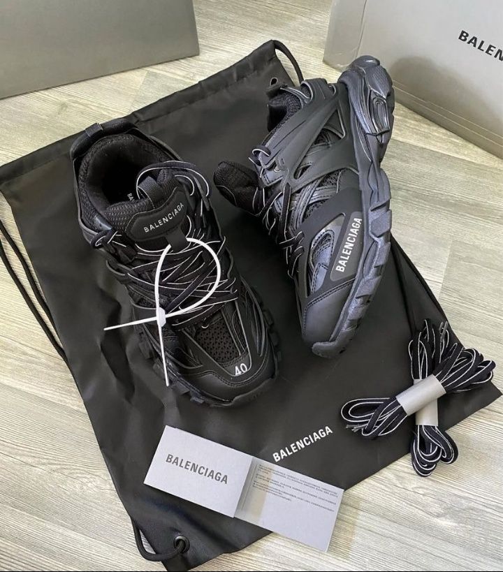 Balenciaga Track
