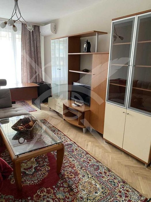 Дава се под наем Тристаен апартамент в София, Иван Вазов - 115 кв.м за 1000 € - Снимка #4