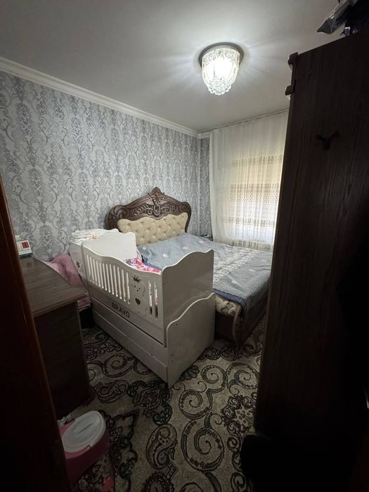 Юнус абад 19 квартале продаётся квартира в керамзитном доме 3 комнаты