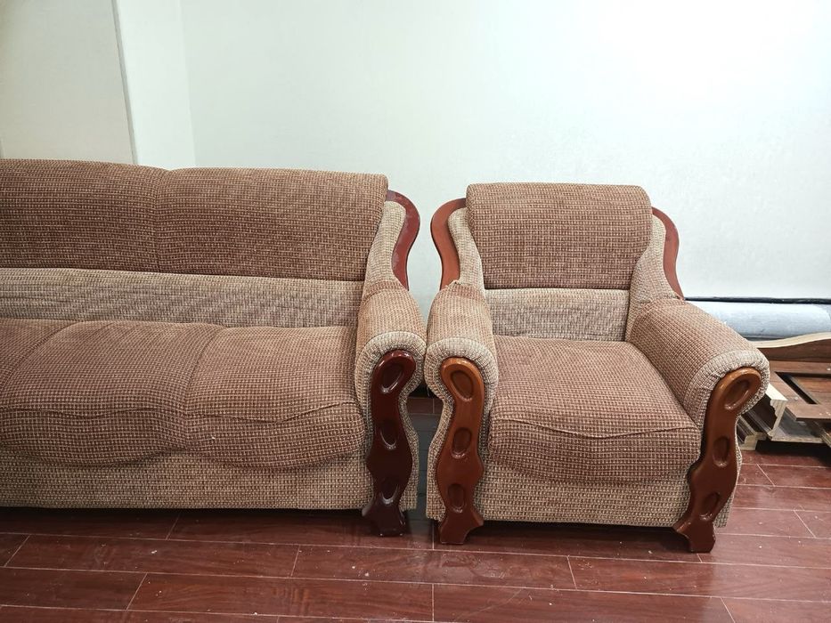 Продается комплект метели для гостинной и спални в идеальном состоянии