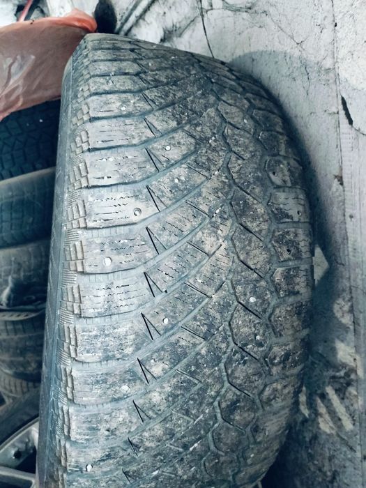 Комплект зимней шины 18 размер