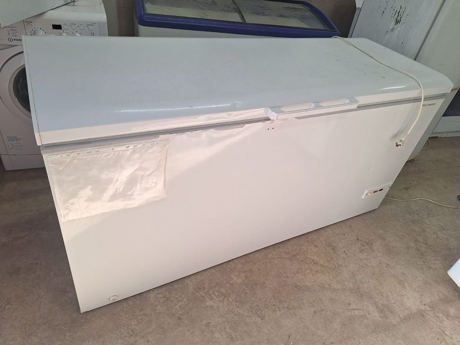 Продам морозильник большой