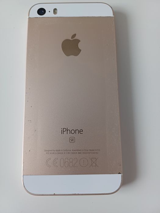Vând Iphone 4,în stare bună de funcționare