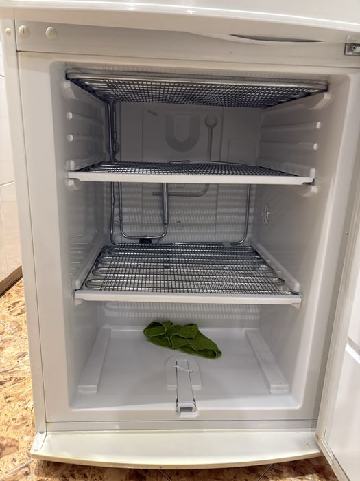 Хладилник с фризер AEG два комп.