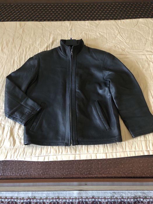 Продается качественная мужская куртка