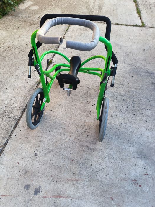 Cadru de mers pentru copii