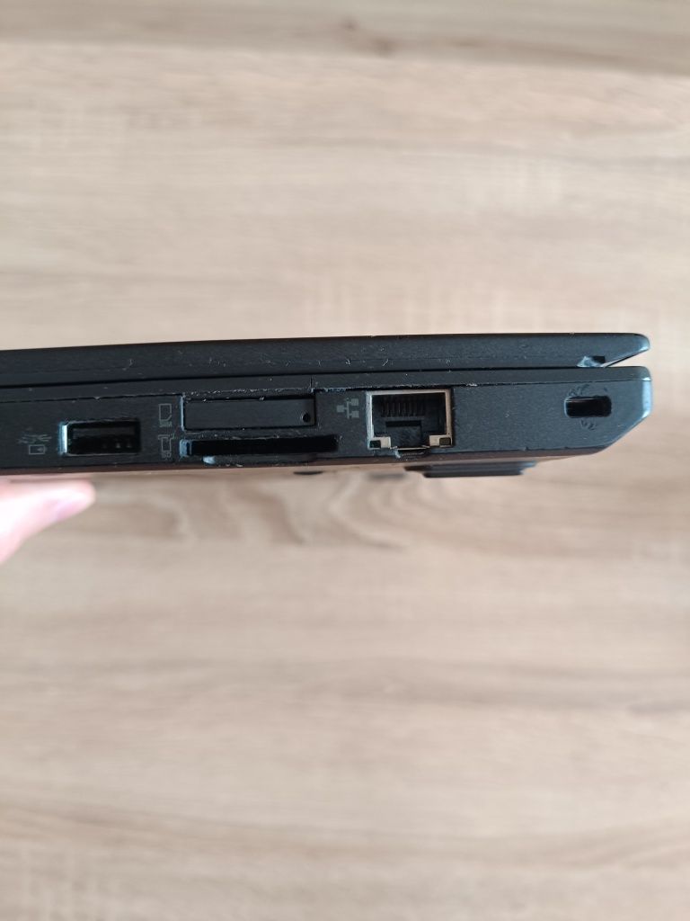 Лаптоп Lenovo X270