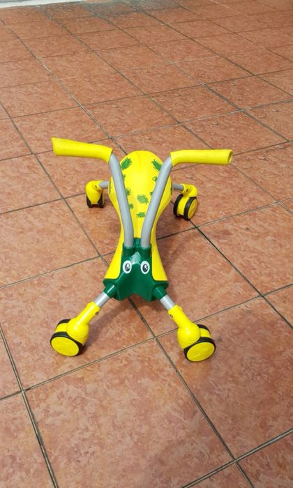 Tricicleta Scrumble Bug