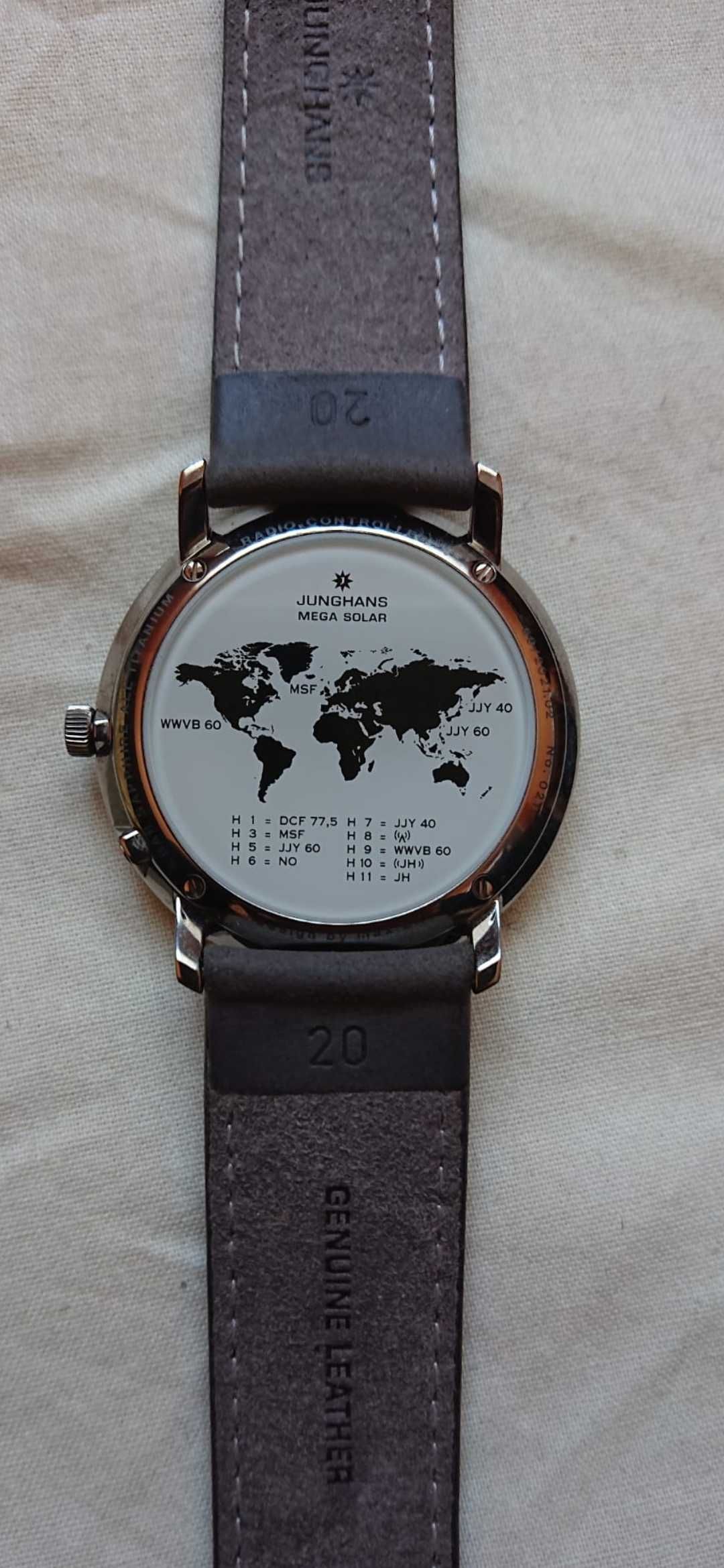 Часовник"Junghans" Max Bill Mega Solar, RADIO Controller