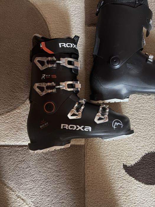 Clapari roxa 44/45 noi