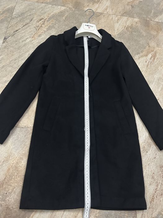 Palton negru marimea xs -s 50 lei