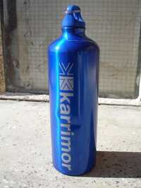 Алуминиева бутилка за вода
