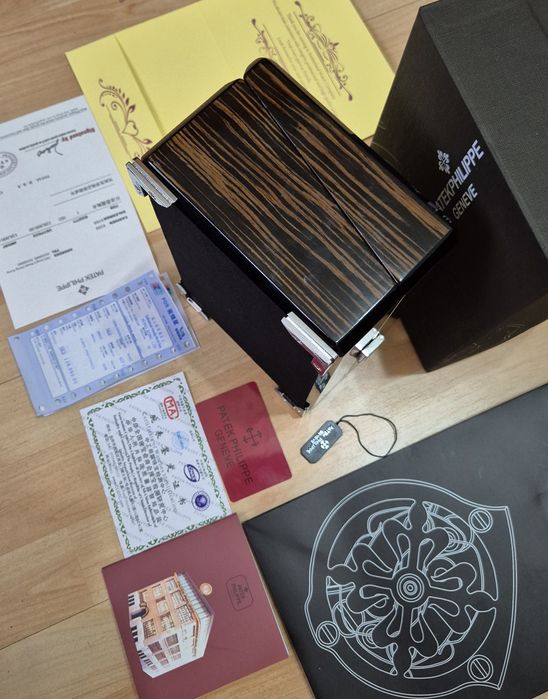 Cutie ceas patek philippe Premium cu toate acte + punga